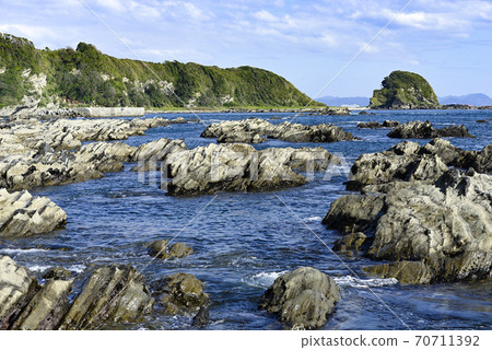 Iso at the tip of the Miura Peninsula [Kanagawa Prefecture] Bishamon and Dongfengzaki 70711392