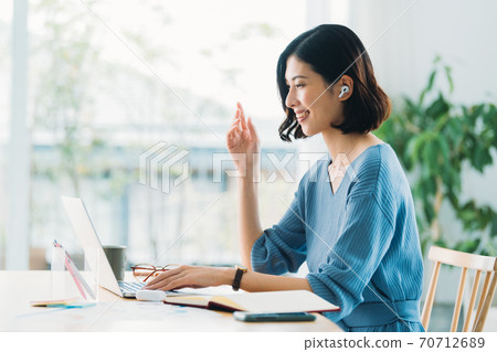 遠程工作 70712689