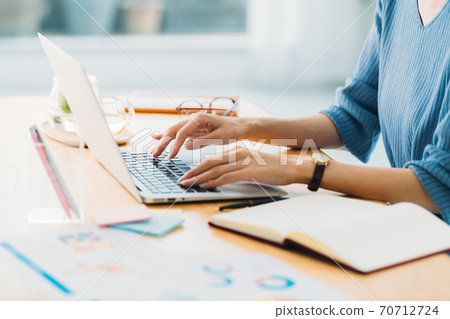 remote work 70712724