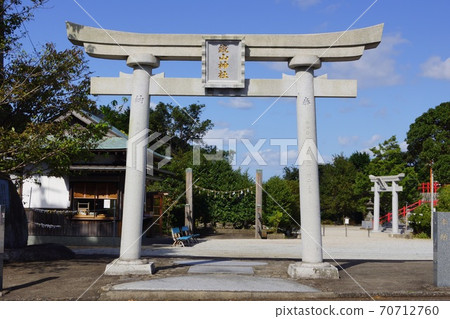 Torii of Kagamiyama Inari Shrine on the summit of Kagamiyama, Karatsu City, Saga Prefecture Torii of Kagamiyama Inari Shrine on the summit of Kagamiyama, Karatsu City, Saga Prefecture 70712760
