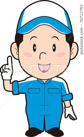 Male mechanic explaining 70712763