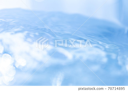 Water bubbles, water surface, underwater, water material. Images of health, medical care, environment, lifestyle, and beverages. 70714895
