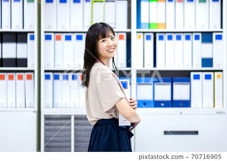 Female business image 70716905