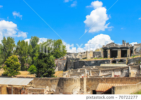 Ruins of the ancient Italian city of Pompeii Ruins of the ancient Italian city of Pompeii 70722277