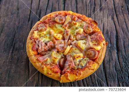 Italy, Thailand, Baked, Basil, Cheese 70723604