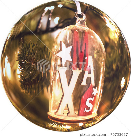 Transparent PNG photo Christmas material Web material Crystal ball sphere Transparent PNG photo Christmas material Web material Crystal ball sphere 70733627