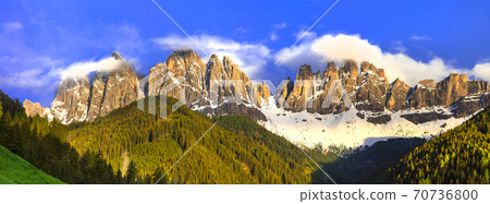 Idyllic nature scenery - impressive Dolomite mountains, Vall di Funes, northern Italy,  70736800