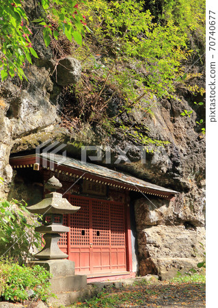 Nunobiki Kannon Shakusonji Temple Aisenmyoodo Nunobiki Kannon Shakusonji Temple Aisenmyoodo 70740677