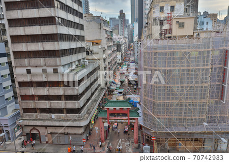 23 Sept  2020 a Temple Street Market, Hong Kong, China 70742983