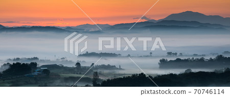 Fantastic sea of clouds and dawn Fantastic sea of clouds and dawn 70746114