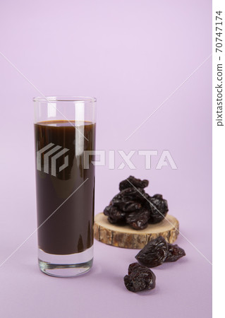 Balanced diet nutrition, healthy eating concept. apple, carrot, red beet, prune 139 Balanced diet nutrition, healthy eating concept. apple, carrot, red beet, prune 139 70747174