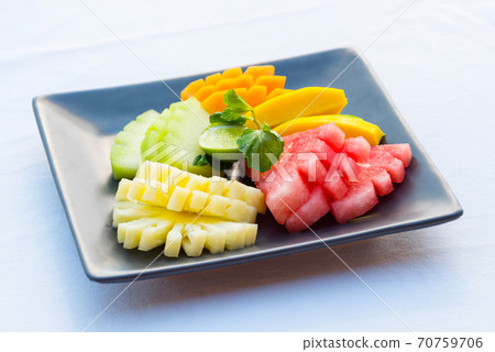 熱帶水果拼盤 70759706