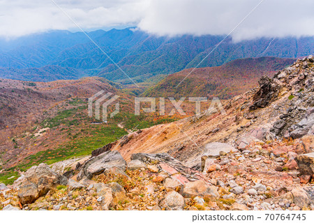 (Tochigi Prefecture) Looking into Mt. Chausu from the summit of Mt. Chausu, Nasu 70764745