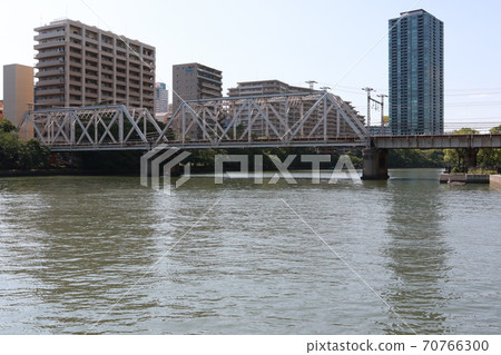 大阪環狀線淀川橋 大阪環狀線淀川橋 70766300