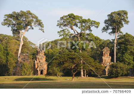 柬埔寨,吳哥湯姆,Prasat Sur Pratt(尾巴塔) 柬埔寨,吳哥湯姆,Prasat Sur Pratt(尾巴塔) 70766409