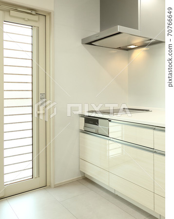 System kitchen in newly built housing LDK 70766649