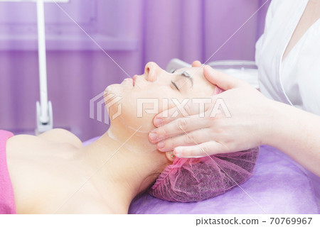 Preparation of the client for buccal massage. Preparation of the client for buccal massage. 70769967