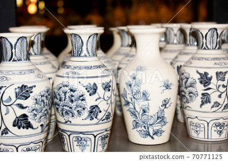 Ceramic products Ceramic products 70771125