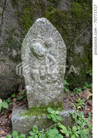 Upper Taishaku, Kannon stone statue on the sidewalk along the river 70771517