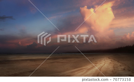 Dramatic Sunset at the Ocean Coast 70773158