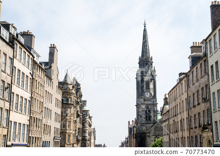 Cityscape of Edinburgh, Scotland Historical stone building Cityscape of Edinburgh, Scotland Historical stone building 70773470