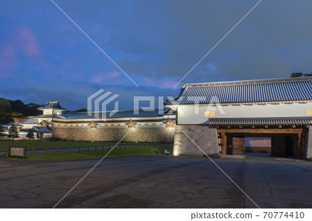 《石川縣》金澤城公園照亮,河北門,長谷五十室 《石川縣》金澤城公園照亮,河北門,長谷五十室 70774410