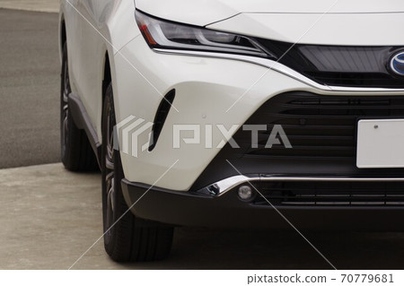 Toyota Harrier front car image Toyota Harrier front car image 70779681