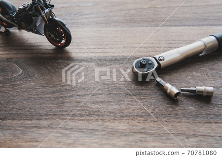 Bike maintenance image material Bike maintenance image material 70781080