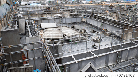 建築工地 建築工地 70781408