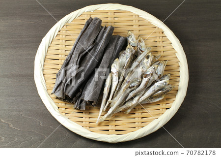 Ingredients for Japanese-style soup stock, dried sardines and kelp Ingredients for Japanese-style soup stock, dried sardines and kelp 70782178