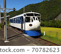 Kiha 54 series railcars stopped at Ekawasaki Station on the JR Shikoku Yodo Line Railway Hobby Train Yodo Line 3 Brothers 70782623