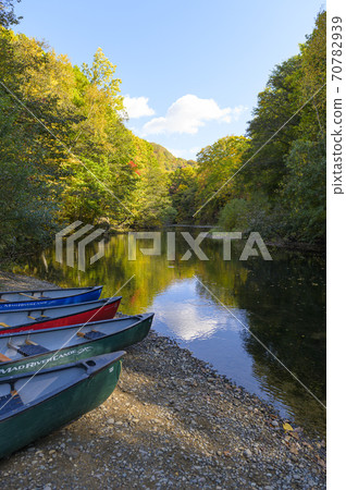 Autumn Jozankei Maizuru no Taki (canoe stand) Autumn Jozankei Maizuru no Taki (canoe stand) 70782939