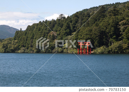 Hakone / Lake Ashi Red Torii / Hakone Shrine Hakone / Lake Ashi Red Torii / Hakone Shrine 70783150