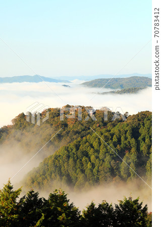 天空中的山城4393 天空中的山城4393 70783412