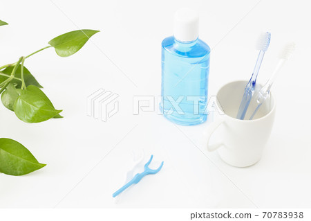 Toothbrush set 70783938