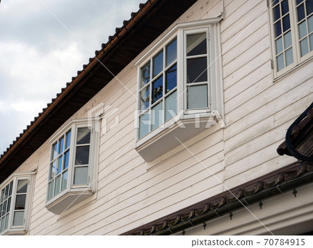 Western-style building bay window Western-style building bay window 70784915