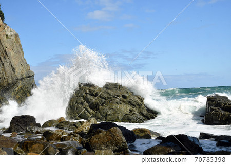 Coast Shiranami Sea Sea of Japan wave spray Coast Shiranami Sea Sea of Japan wave spray 70785398