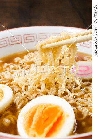 速食拉麵 70785726