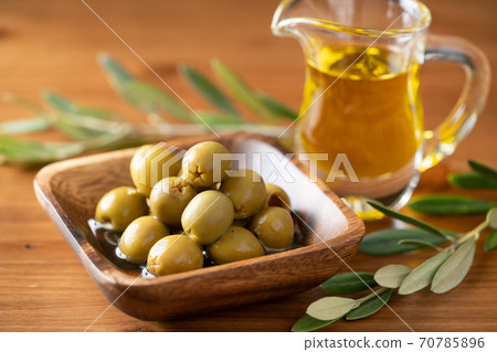 Boiled olives 70785896