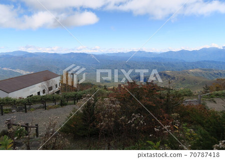 Autumn leaves of Ontakeyama Autumn leaves of Ontakeyama 70787418