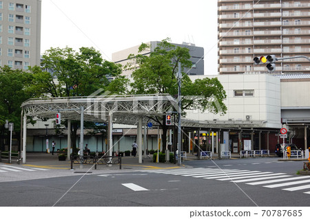 In front of Funabori station in the early morning (Tokyo) In front of Funabori station in the early morning (Tokyo) 70787685