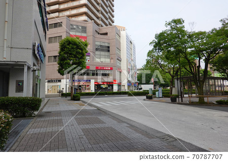 In front of Funabori station in the early morning (Tokyo) In front of Funabori station in the early morning (Tokyo) 70787707