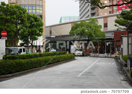 In front of Funabori station in the early morning (Tokyo) In front of Funabori station in the early morning (Tokyo) 70787709