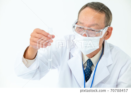 Medical image: A man in a white coat Medical image: A man in a white coat 70788457