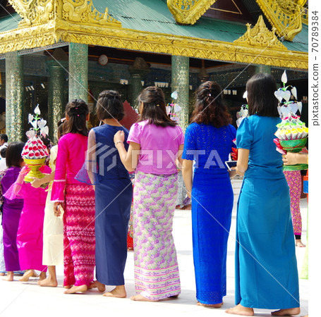 瑞達貢塔節（緬甸仰光） 70789384