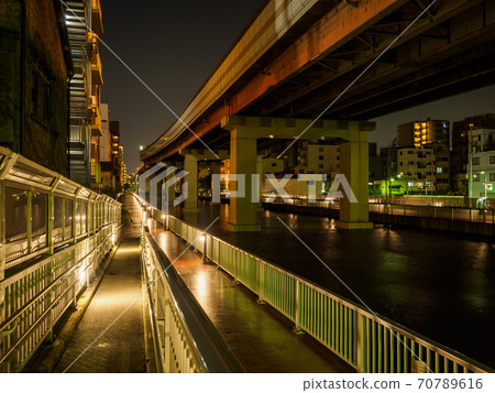 Ryogoku Tate River Promenade Night View (Tokyo) Ryogoku Tate River Promenade Night View (Tokyo) 70789616