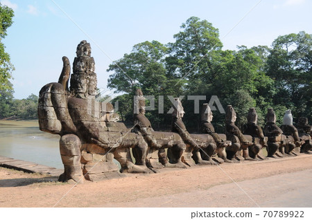 Cambodia, Angkor Thom, Namdaemun, Tug of War between Gods with the Great Snake Vasuki and Ashura Cambodia, Angkor Thom, Namdaemun, Tug of War between Gods with the Great Snake Vasuki and Ashura 70789922