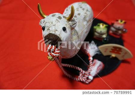 Zodiac decorations to celebrate the New Year, figurines of ox Zodiac decorations to celebrate the New Year, figurines of ox 70789991