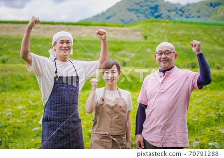 男女耕作 男女耕作 70791288