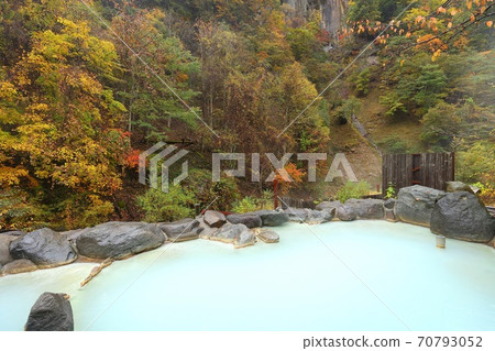 Japanese secret hot spring Kaniyu 70793052
